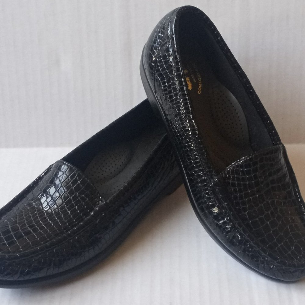 SAS Simplify Tripad Brown Croc Embossed Loafers Size‎ 6.5 M Slip-On